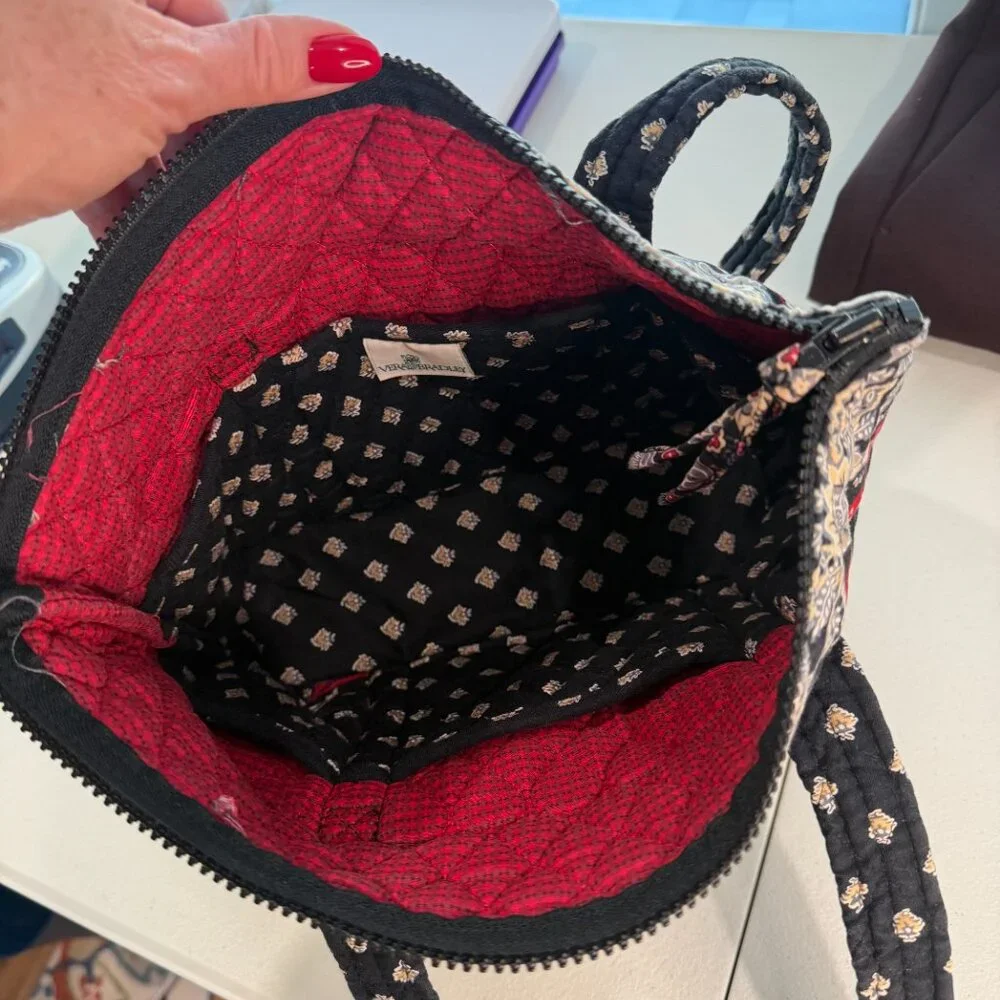 ✨ VERA BRADLEY Vintage Floral Quilted Cotton Zip Tote Bag EUC 🌸 - Picture 4 of 5